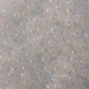 Круглый бисер - Размер 10 - - 57205 I - - Категория I - - 50 гр.